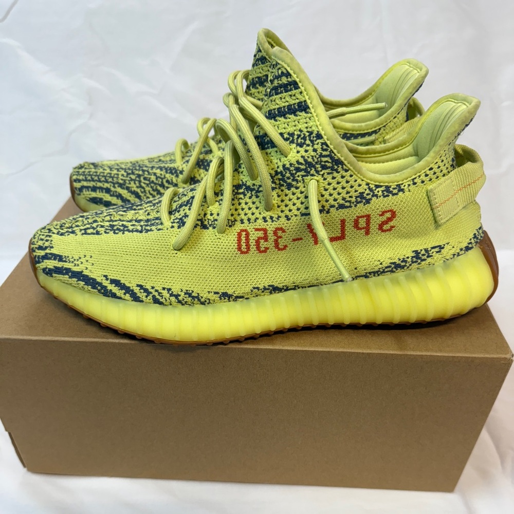 Adidas Yeezy Boost 350 V2 - Frozen Yellow